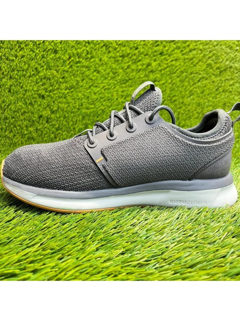 Kuru Atom Womens Size 6.5 Gray White Athletic Running Waterproof Shoes Sneakers